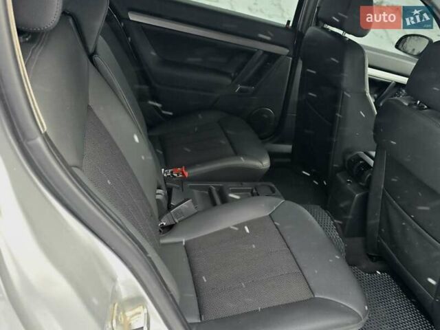 Белый Опель Сигнум, объемом двигателя 1.8 л и пробегом 208 тыс. км за 4900 $, фото 22 на Automoto.ua