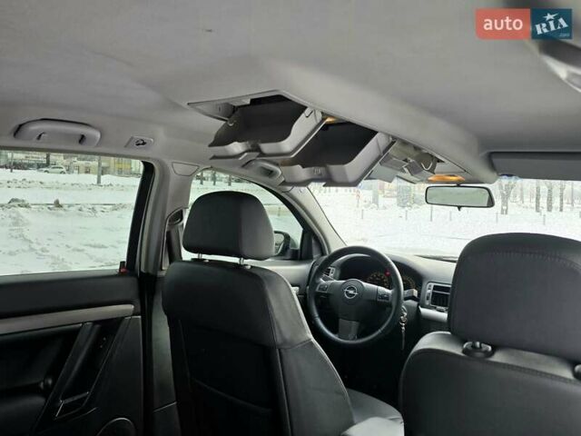 Белый Опель Сигнум, объемом двигателя 1.8 л и пробегом 208 тыс. км за 4900 $, фото 26 на Automoto.ua