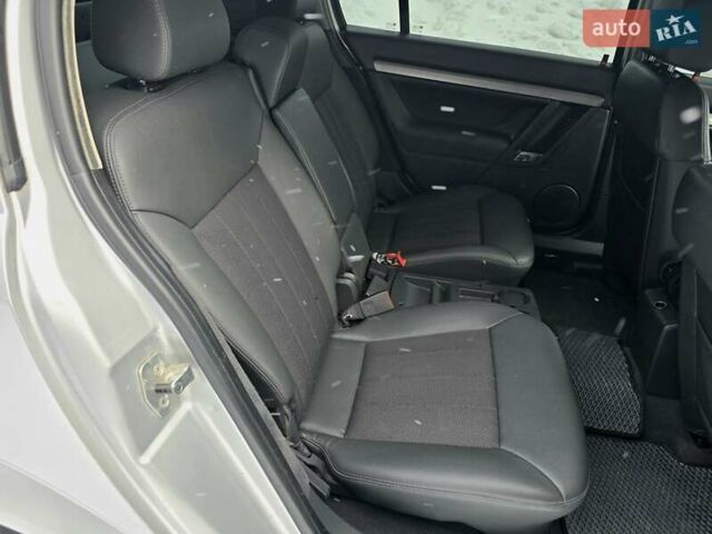 Белый Опель Сигнум, объемом двигателя 1.8 л и пробегом 208 тыс. км за 4900 $, фото 23 на Automoto.ua