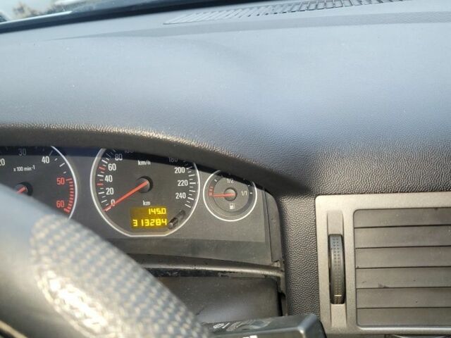 Білий Опель Сігнум, об'ємом двигуна 2 л та пробігом 315 тис. км за 2773 $, фото 5 на Automoto.ua