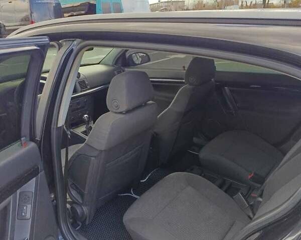 Чорний Опель Сігнум, об'ємом двигуна 2.2 л та пробігом 233 тис. км за 3800 $, фото 15 на Automoto.ua