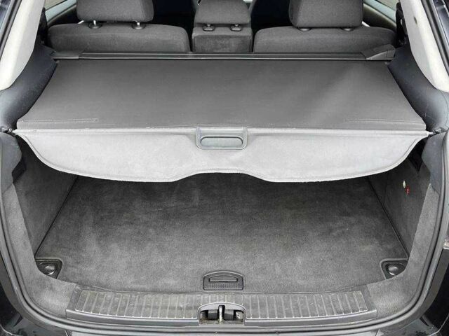 Черный Опель Сигнум, объемом двигателя 2.2 л и пробегом 297 тыс. км за 4600 $, фото 16 на Automoto.ua