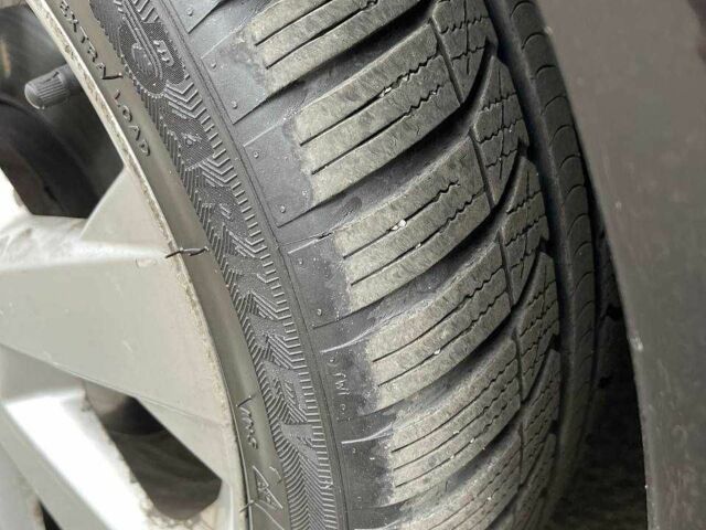 Черный Опель Сигнум, объемом двигателя 2.2 л и пробегом 297 тыс. км за 4600 $, фото 17 на Automoto.ua