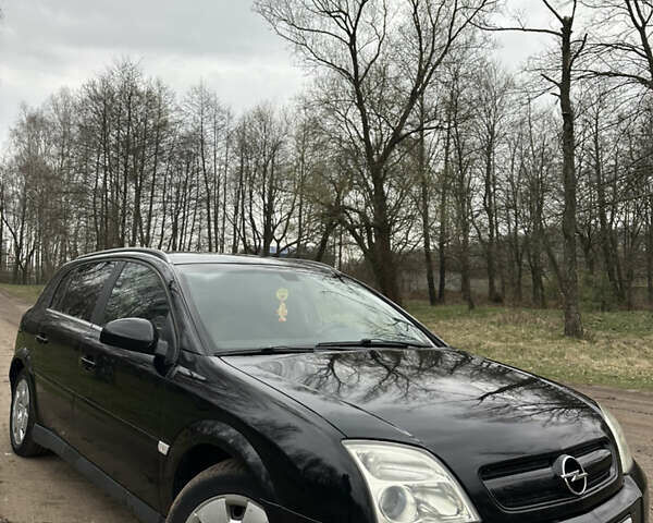 Черный Опель Сигнум, объемом двигателя 2.2 л и пробегом 400 тыс. км за 3800 $, фото 10 на Automoto.ua