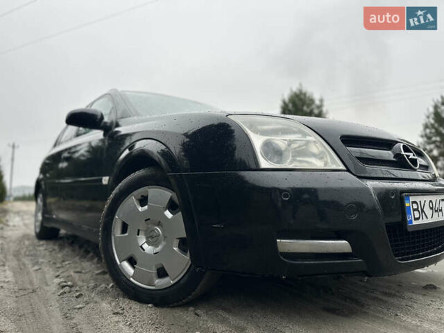 Чорний Опель Сігнум, об'ємом двигуна 2.2 л та пробігом 400 тис. км за 3700 $, фото 1 на Automoto.ua