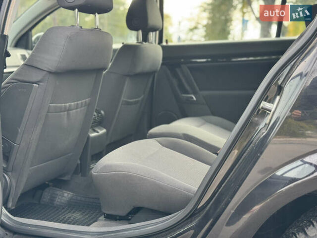 Чорний Опель Сігнум, об'ємом двигуна 2.2 л та пробігом 255 тис. км за 3950 $, фото 8 на Automoto.ua