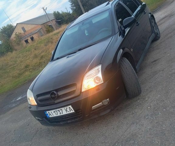 Чорний Опель Сігнум, об'ємом двигуна 2 л та пробігом 312 тис. км за 4316 $, фото 4 на Automoto.ua