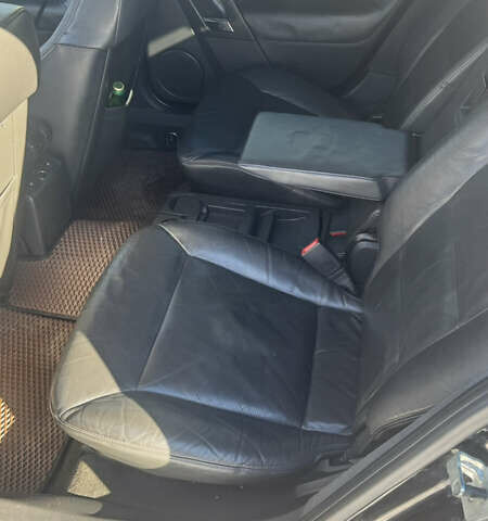 Черный Опель Сигнум, объемом двигателя 3 л и пробегом 301 тыс. км за 3000 $, фото 6 на Automoto.ua