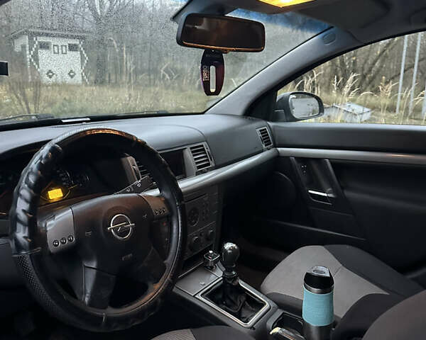 Чорний Опель Сігнум, об'ємом двигуна 2.2 л та пробігом 400 тис. км за 3700 $, фото 13 на Automoto.ua