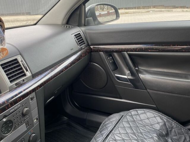 Чорний Опель Сігнум, об'ємом двигуна 2.2 л та пробігом 362 тис. км за 4300 $, фото 5 на Automoto.ua