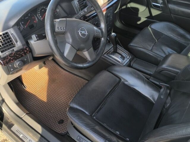 Чорний Опель Сігнум, об'ємом двигуна 3 л та пробігом 300 тис. км за 3650 $, фото 7 на Automoto.ua