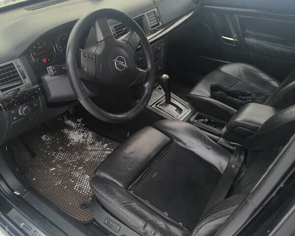 Чорний Опель Сігнум, об'ємом двигуна 3 л та пробігом 300 тис. км за 2700 $, фото 6 на Automoto.ua