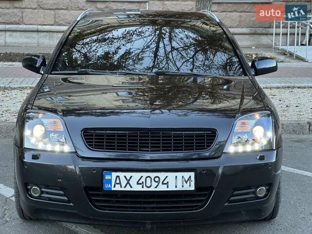 Чорний Опель Сігнум, об'ємом двигуна 2 л та пробігом 247 тис. км за 4750 $, фото 5 на Automoto.ua
