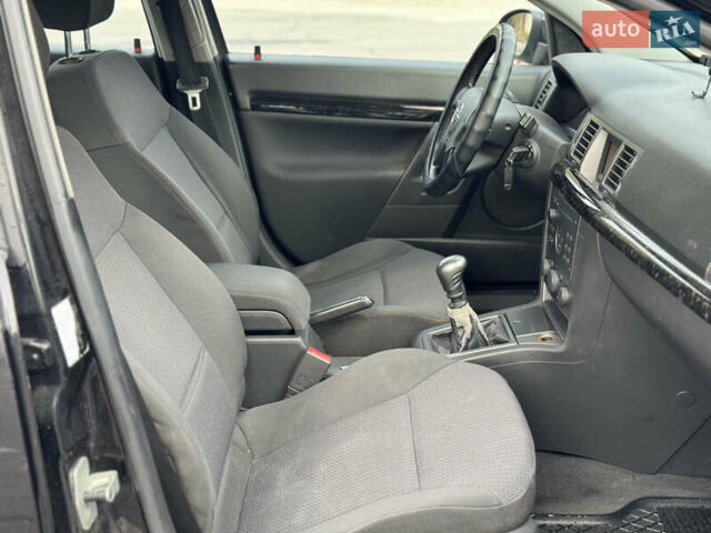 Чорний Опель Сігнум, об'ємом двигуна 2.2 л та пробігом 255 тис. км за 3950 $, фото 13 на Automoto.ua