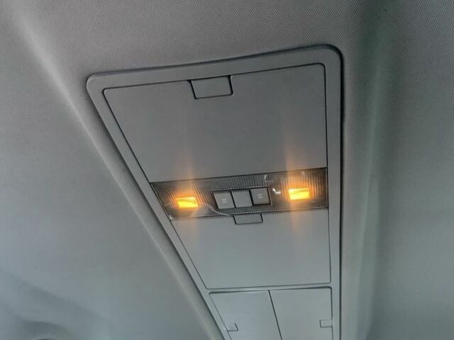 Черный Опель Сигнум, объемом двигателя 1.9 л и пробегом 324 тыс. км за 4500 $, фото 6 на Automoto.ua