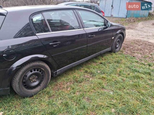 Черный Опель Сигнум, объемом двигателя 2 л и пробегом 360 тыс. км за 2600 $, фото 6 на Automoto.ua