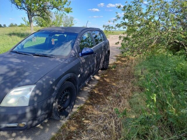 Черный Опель Сигнум, объемом двигателя 1.9 л и пробегом 210 тыс. км за 1600 $, фото 7 на Automoto.ua