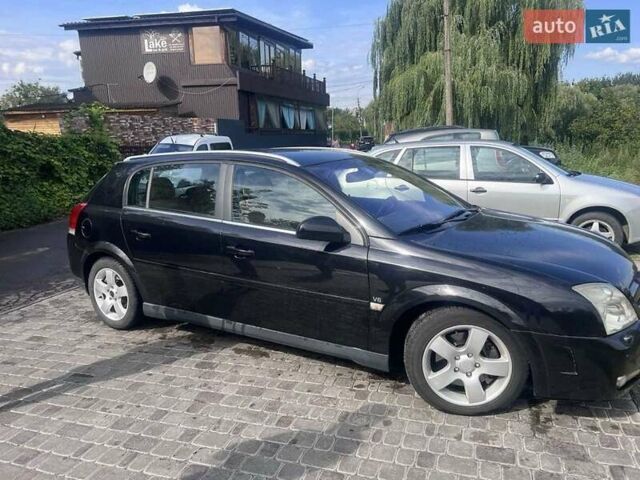 Черный Опель Сигнум, объемом двигателя 3 л и пробегом 230 тыс. км за 4500 $, фото 5 на Automoto.ua