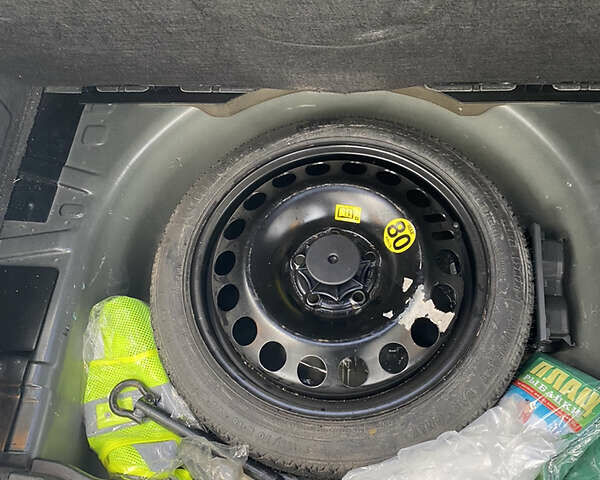 Черный Опель Сигнум, объемом двигателя 1.9 л и пробегом 280 тыс. км за 5500 $, фото 8 на Automoto.ua