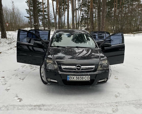 Черный Опель Сигнум, объемом двигателя 1.9 л и пробегом 280 тыс. км за 5500 $, фото 1 на Automoto.ua