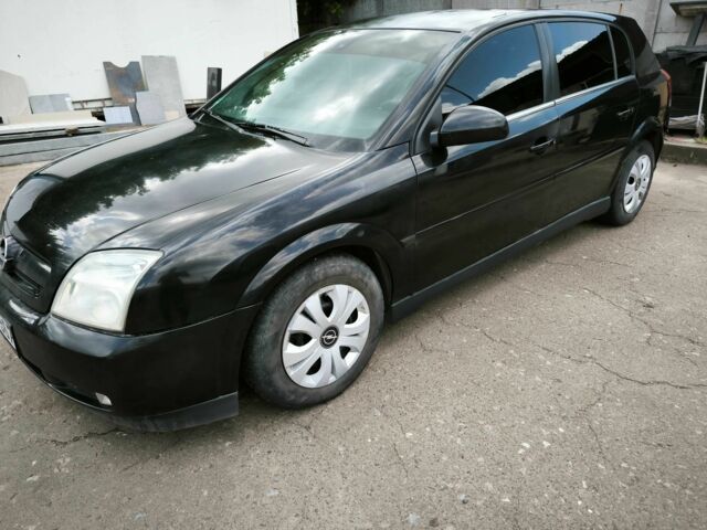 Черный Опель Сигнум, объемом двигателя 2.2 л и пробегом 280 тыс. км за 3016 $, фото 2 на Automoto.ua