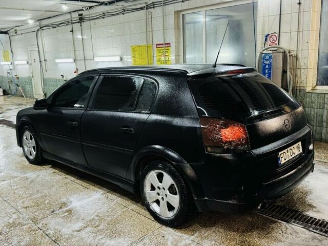 Черный Опель Сигнум, объемом двигателя 2 л и пробегом 290 тыс. км за 2000 $, фото 2 на Automoto.ua