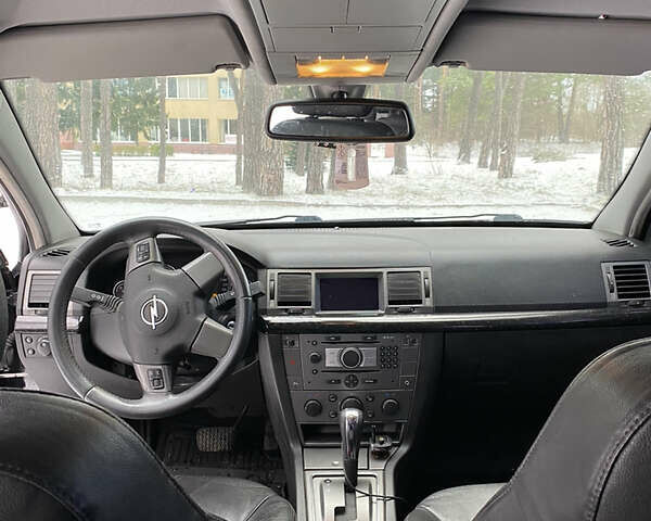 Черный Опель Сигнум, объемом двигателя 1.9 л и пробегом 280 тыс. км за 5500 $, фото 5 на Automoto.ua