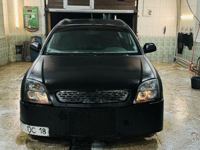 Черный Опель Сигнум, объемом двигателя 2 л и пробегом 290 тыс. км за 2000 $, фото 4 на Automoto.ua