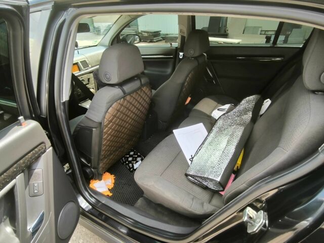 Черный Опель Сигнум, объемом двигателя 2.2 л и пробегом 280 тыс. км за 3016 $, фото 18 на Automoto.ua