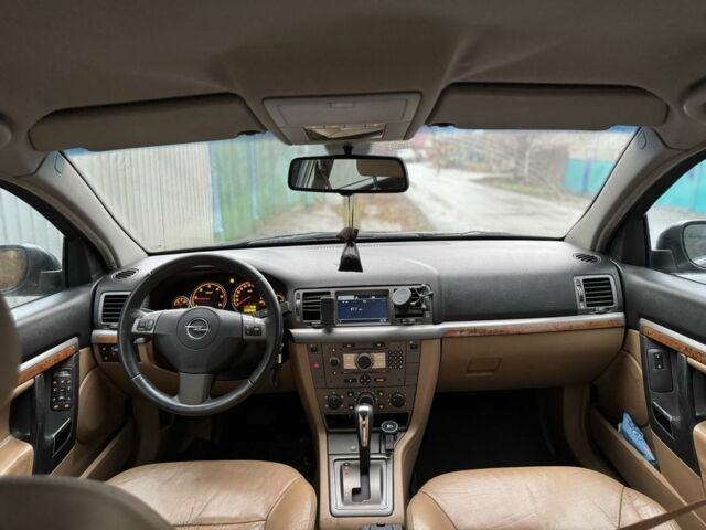 Чорний Опель Сігнум, об'ємом двигуна 1.9 л та пробігом 350 тис. км за 3205 $, фото 5 на Automoto.ua