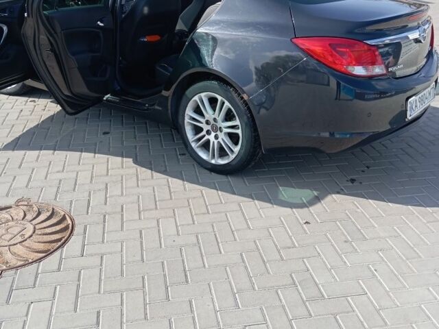 Черный Опель Сигнум, объемом двигателя 2 л и пробегом 2 тыс. км за 6100 $, фото 6 на Automoto.ua