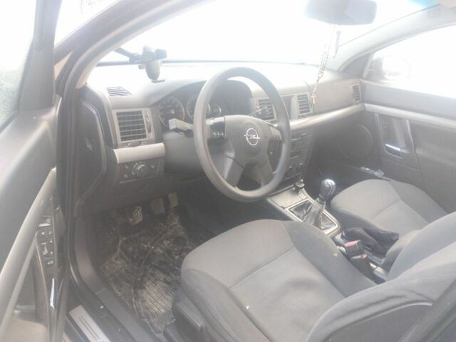 Черный Опель Сигнум, объемом двигателя 2.2 л и пробегом 230 тыс. км за 3100 $, фото 1 на Automoto.ua