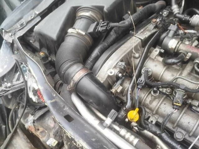 Черный Опель Сигнум, объемом двигателя 1.9 л и пробегом 250 тыс. км за 1000 $, фото 5 на Automoto.ua