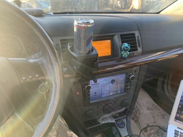 Чорний Опель Сігнум, об'ємом двигуна 2.2 л та пробігом 235 тис. км за 2200 $, фото 5 на Automoto.ua