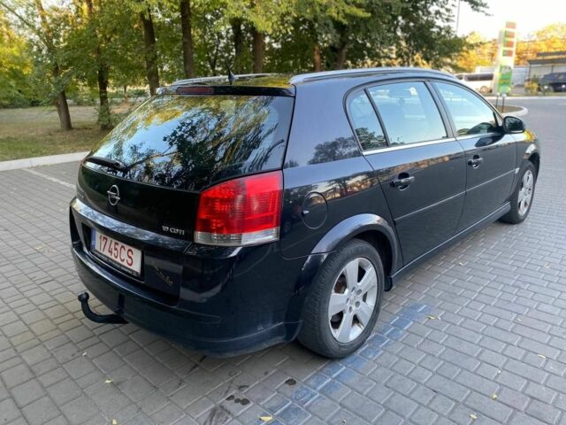 Черный Опель Сигнум, объемом двигателя 1.9 л и пробегом 180 тыс. км за 2100 $, фото 4 на Automoto.ua