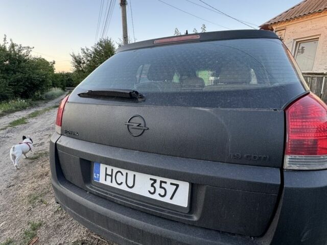 Чорний Опель Сігнум, об'ємом двигуна 0 л та пробігом 367 тис. км за 3107 $, фото 13 на Automoto.ua