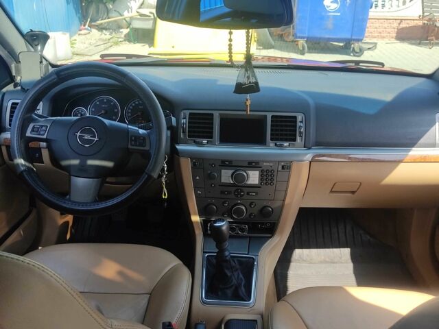 Красный Опель Сигнум, объемом двигателя 1.9 л и пробегом 360 тыс. км за 5700 $, фото 6 на Automoto.ua