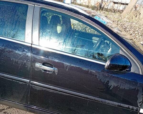 Красный Опель Сигнум, объемом двигателя 1.91 л и пробегом 178 тыс. км за 6500 $, фото 1 на Automoto.ua