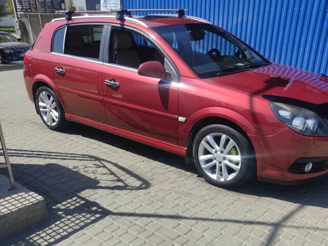 Красный Опель Сигнум, объемом двигателя 1.9 л и пробегом 360 тыс. км за 5700 $, фото 1 на Automoto.ua