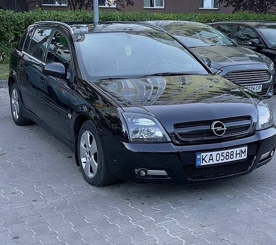 Опель Сигнум, объемом двигателя 2.2 л и пробегом 291 тыс. км за 2800 $, фото 3 на Automoto.ua