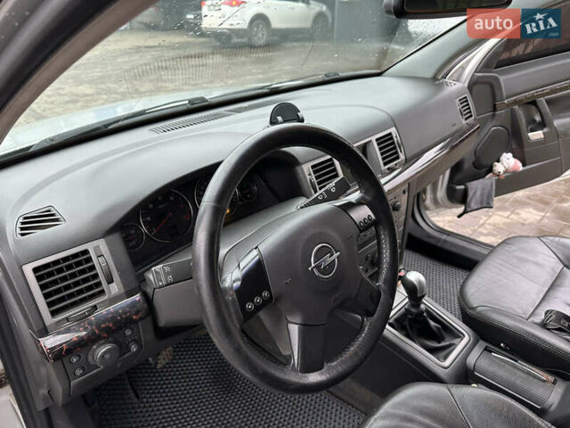 Опель Сігнум, об'ємом двигуна 2.2 л та пробігом 287 тис. км за 4100 $, фото 7 на Automoto.ua