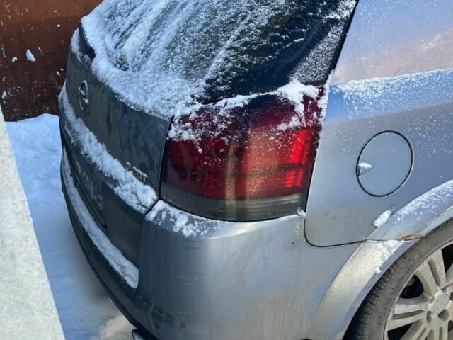 Серый Опель Сигнум, объемом двигателя 2.2 л и пробегом 300 тыс. км за 2150 $, фото 6 на Automoto.ua