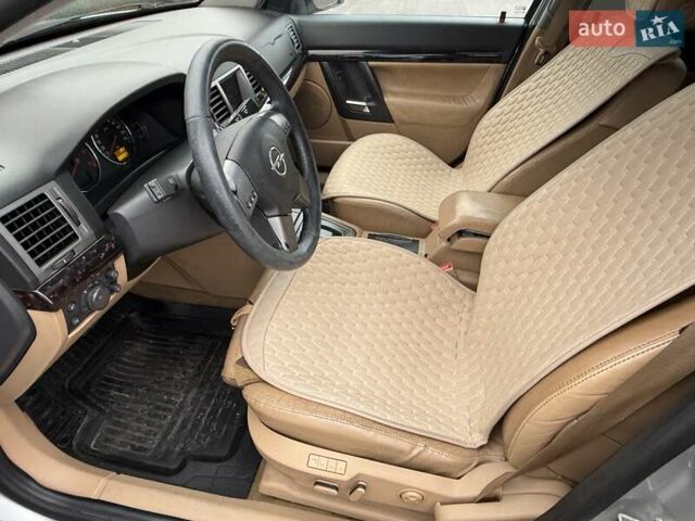 Сірий Опель Сігнум, об'ємом двигуна 2.96 л та пробігом 329 тис. км за 3300 $, фото 32 на Automoto.ua