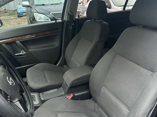 Серый Опель Сигнум, объемом двигателя 2.2 л и пробегом 360 тыс. км за 4250 $, фото 9 на Automoto.ua