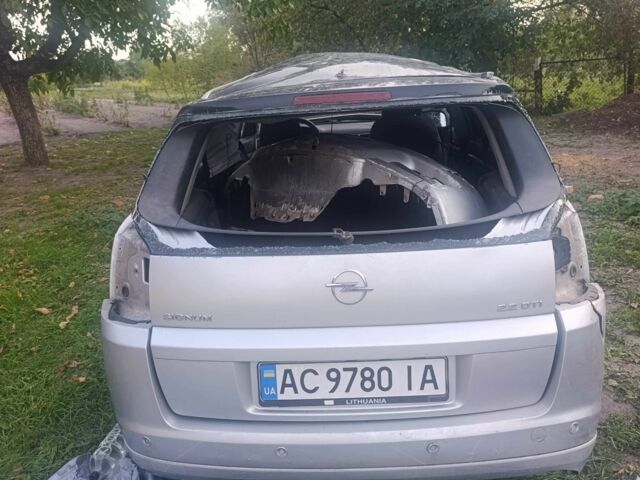 Сірий Опель Сігнум, об'ємом двигуна 2.2 л та пробігом 316 тис. км за 997 $, фото 7 на Automoto.ua