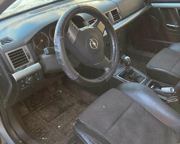 Сірий Опель Сігнум, об'ємом двигуна 3 л та пробігом 300 тис. км за 2150 $, фото 7 на Automoto.ua