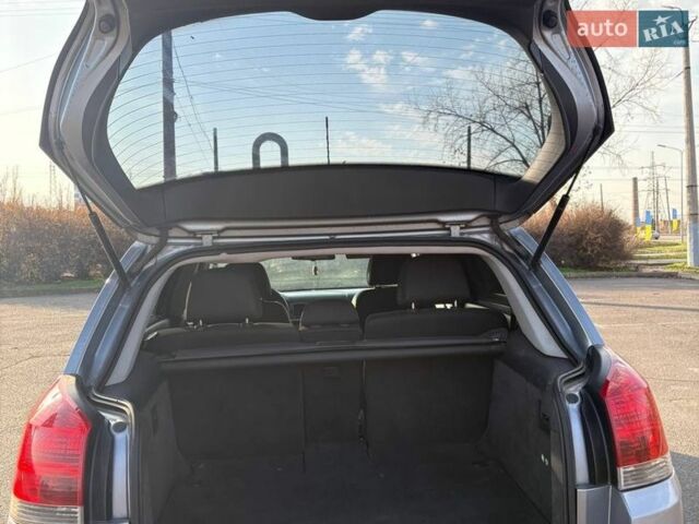 Серый Опель Сигнум, объемом двигателя 2.2 л и пробегом 248 тыс. км за 3500 $, фото 3 на Automoto.ua