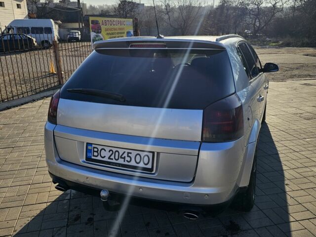 Серый Опель Сигнум, объемом двигателя 3 л и пробегом 390 тыс. км за 3500 $, фото 16 на Automoto.ua