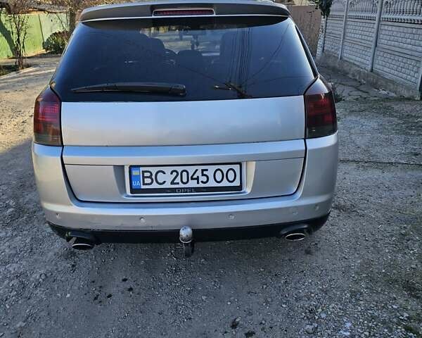 Серый Опель Сигнум, объемом двигателя 3 л и пробегом 380 тыс. км за 3500 $, фото 4 на Automoto.ua