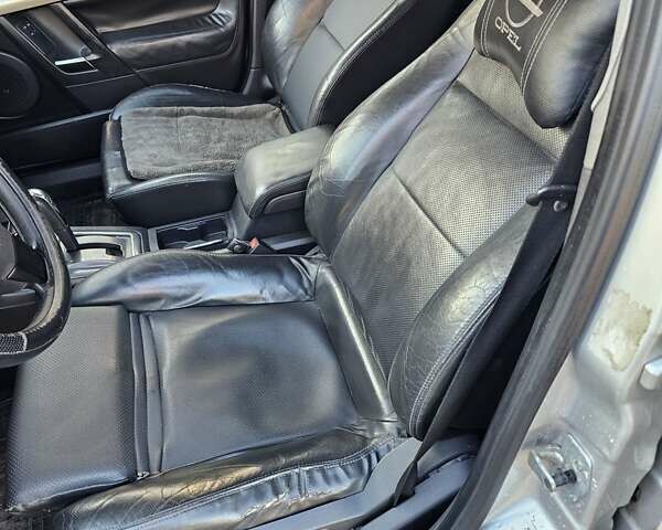 Серый Опель Сигнум, объемом двигателя 3 л и пробегом 380 тыс. км за 3500 $, фото 16 на Automoto.ua